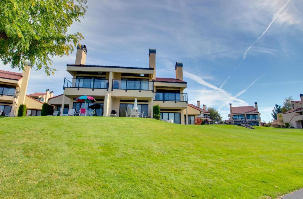 Chelan Apartment | Lake Chelan Shores