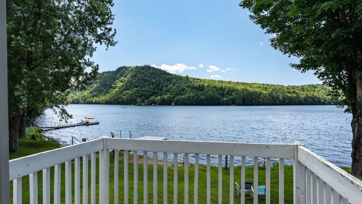 Bryant Pond Condo | Lake Christopher Condominium