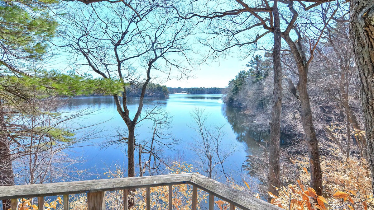 Framingham House | Lake Cochituate Waterfront Home