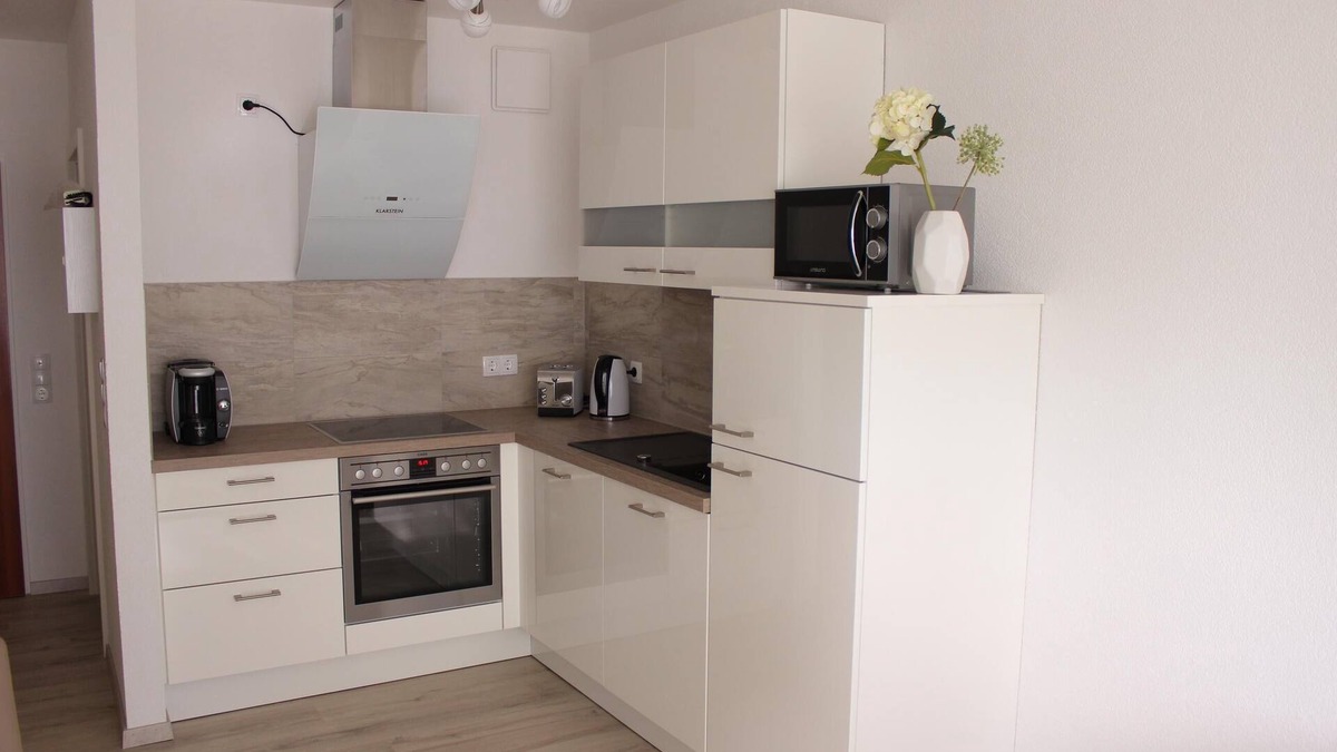 Waggershausen Apartment | Lake Constance, Friedrichshafen, central location, 2 people, Lake Constance center
