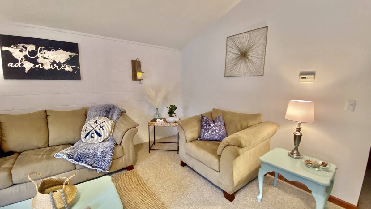 Monticello House | LAKE CUMBERLAND Cozy retreat, close to Cumberland Point Ramp & Conley Bottom!