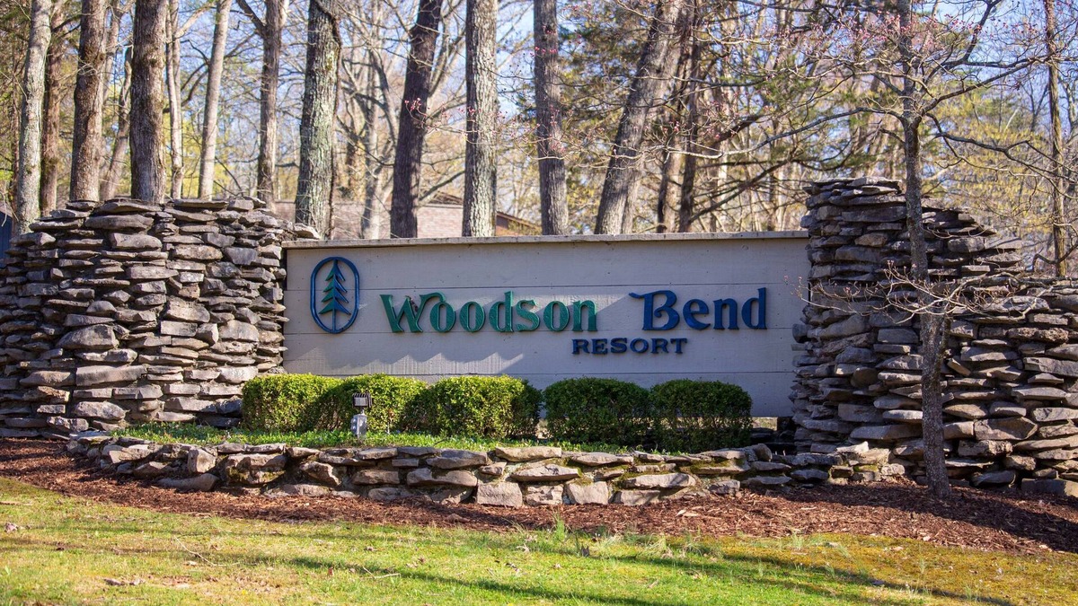Bronston Condo | Lake Cumberland getaway at beautiful Woodson Bend Resort near Somerset, Kentucky