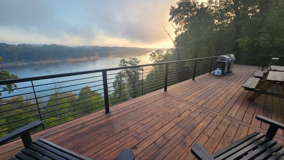 Sloans Valley House | Lake Cumberland Luxury #2! Amazing Lake views, hot tub, fire pit!