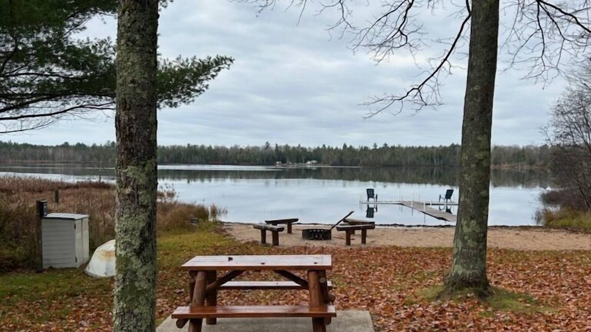 Wetmore Cabin | Lake Daze:Your Perfect UP Escape Near Pictured Rocks - Retreat Near Trail 8!