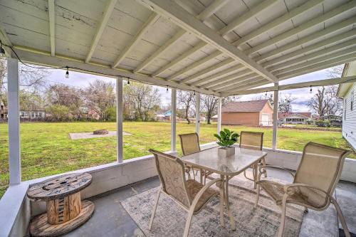 Eufaula House | Lake Eufaula Retreat with Fire Pit, Near Main St!