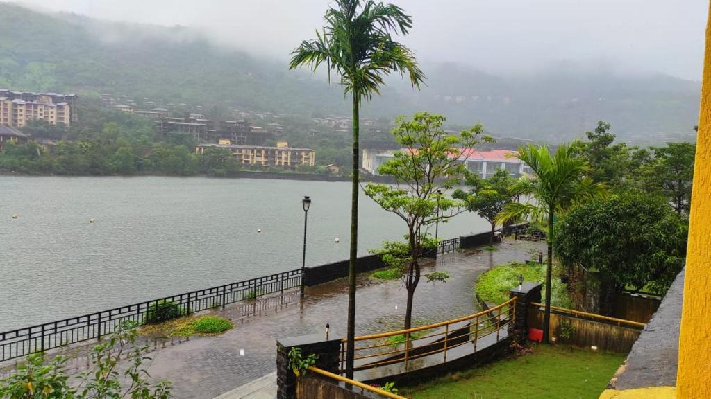 Lavasa Apartment | Lake Facing Studio Lavasa