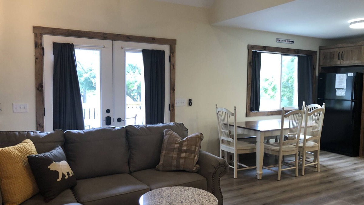Branson Resort | Lake Front 4BR/2BA Lake Taneycomo