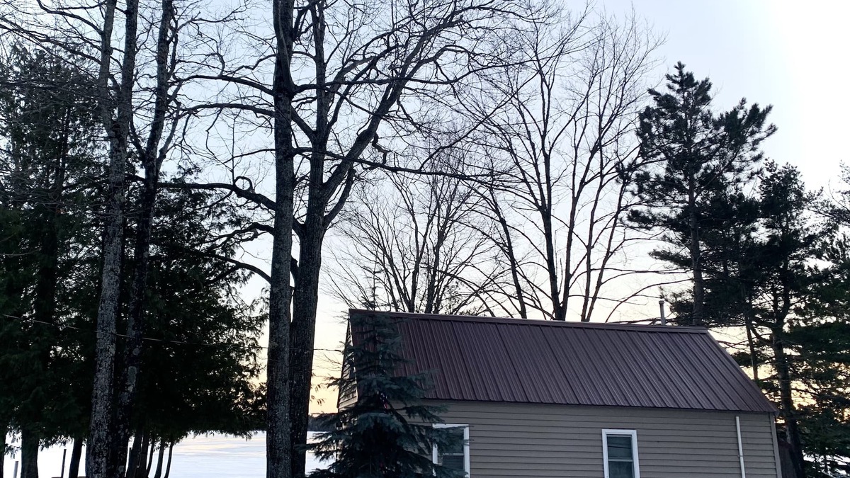 Newberry Cabin | Lake Front Cabin Located On Muskallonge Lake