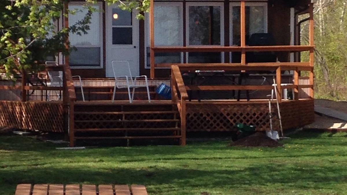 Beaconia Cottage | Lake Front Cabin on Gull Lake