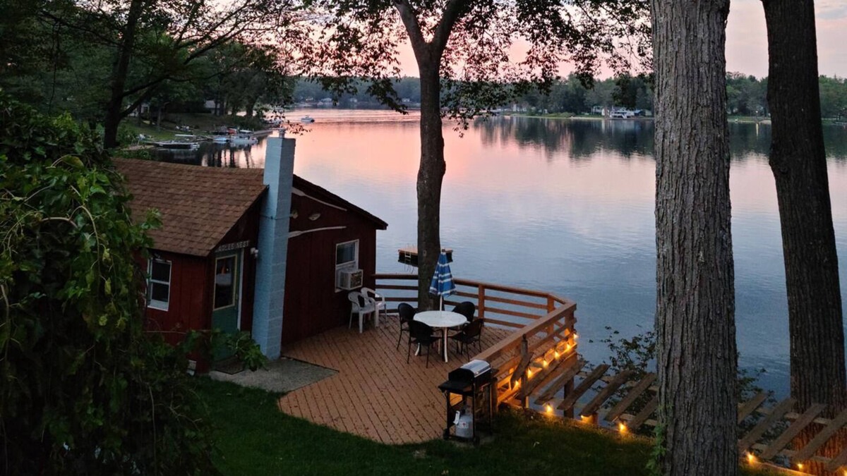 White Cloud Cabin | Lake Front Cabin on Diamond Lake