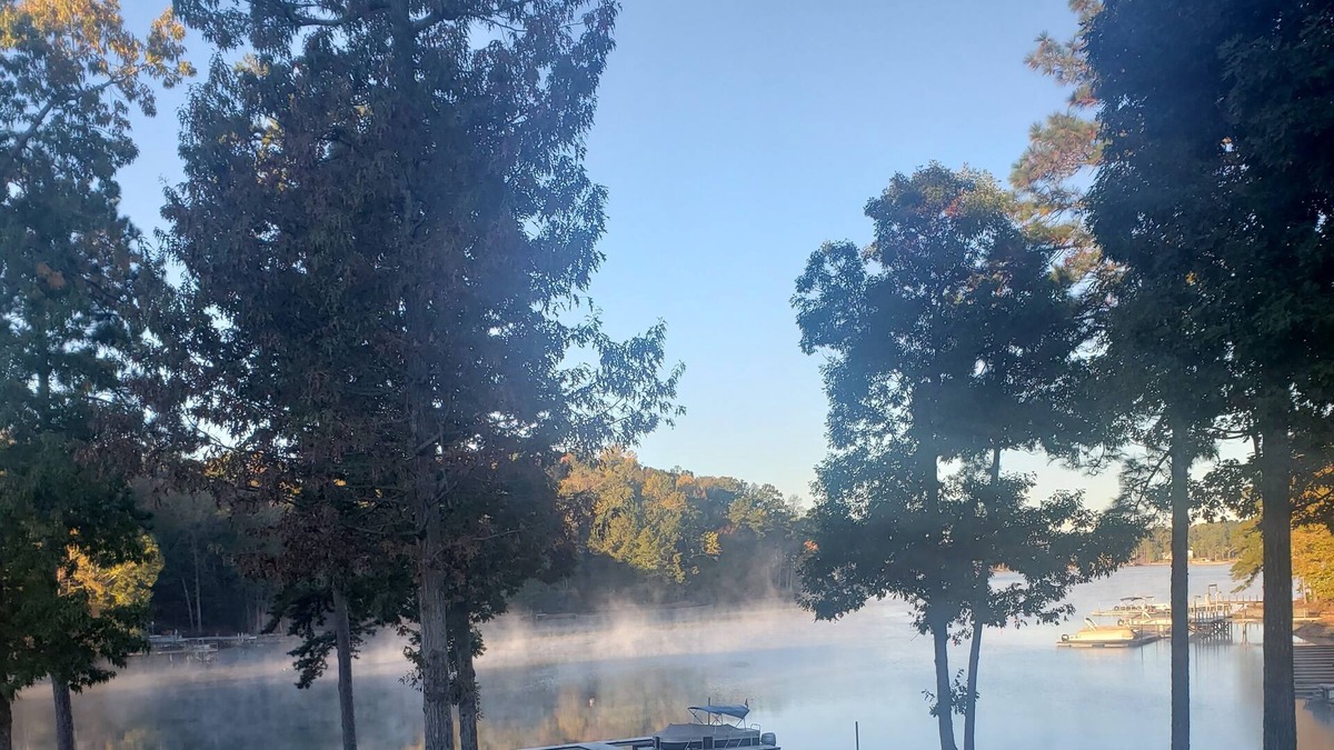 Dadeville Condo | Lake front condo with boat slip and Kayaks Dadeville Alabama Lake Martin