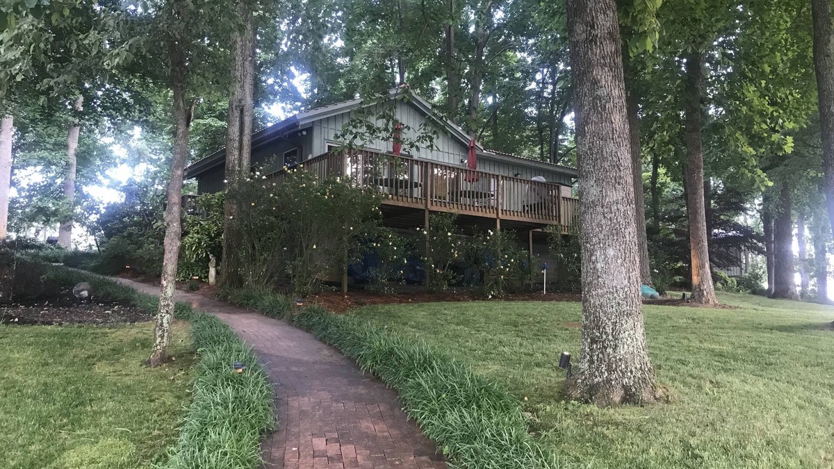 Mooresville Cottage | Lake Front Cottage, 300' of Shoreline, Large Private Pier, and Great Location.
