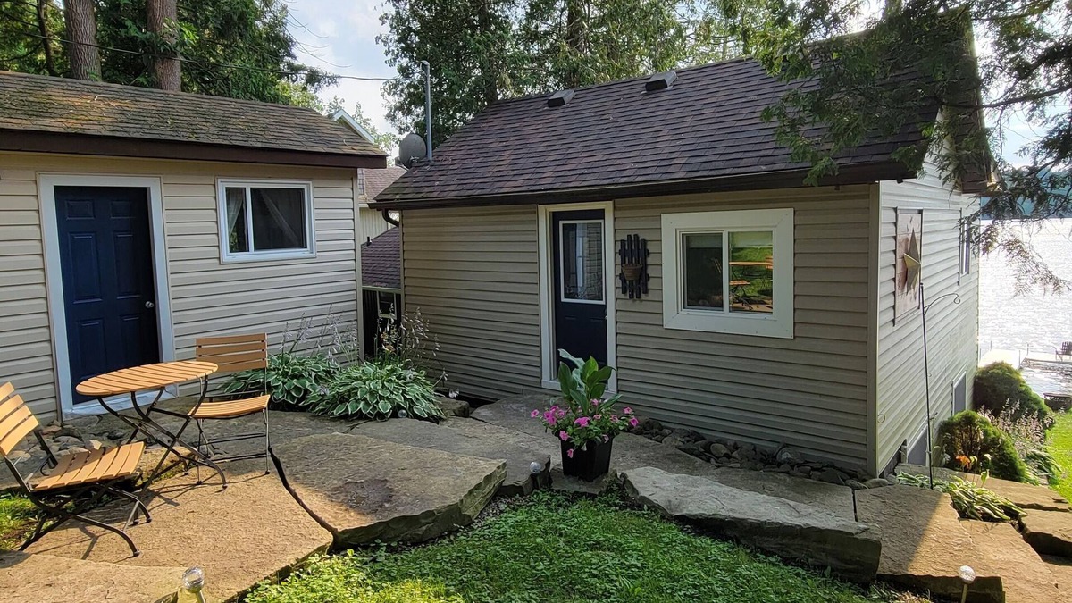 Havelock-Belmont-Methuen Cottage | Lake Front Cottage On Beautiful Belmont Lake