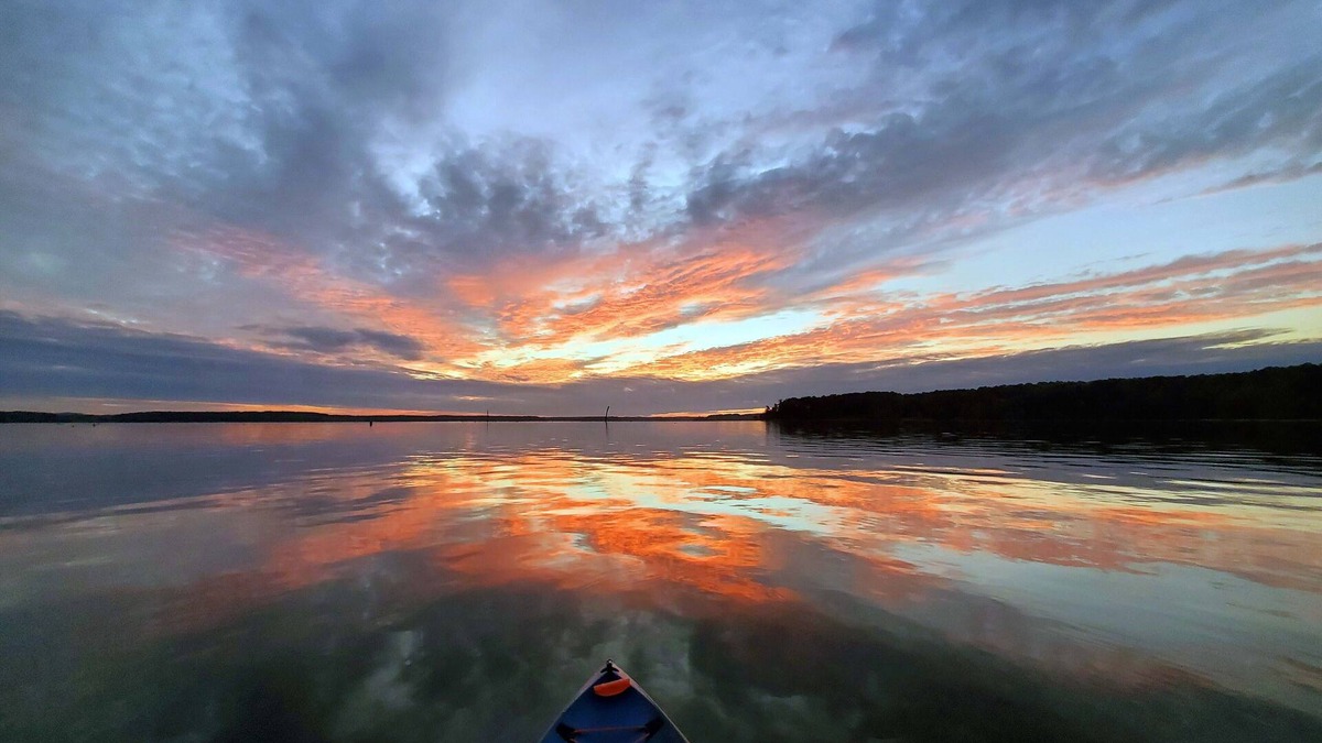 Avinger House | Lake front fun and relaxation
