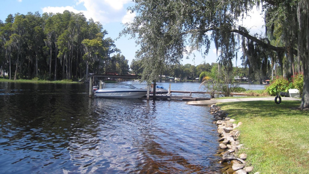 Lake Keystone House | Lake Front Home with Great Fishing, Boating and Golf Nearby