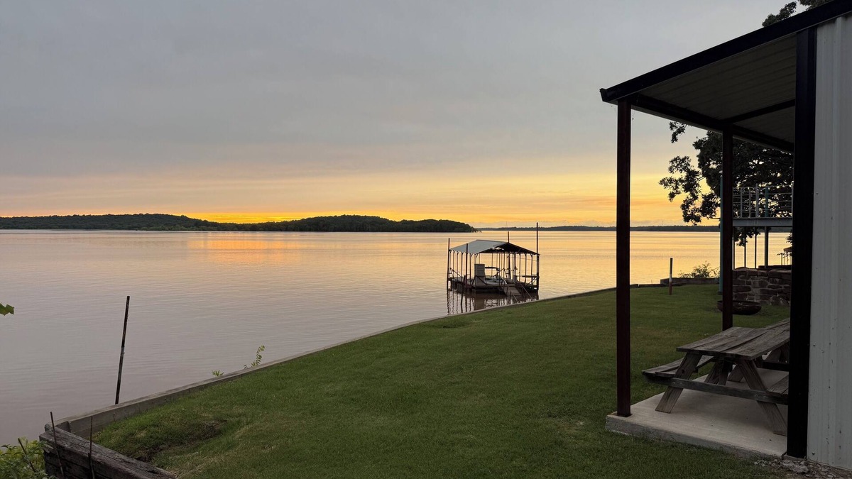Checotah House | Lake Front House with Private Dock and boat rental available! Lake Eufala