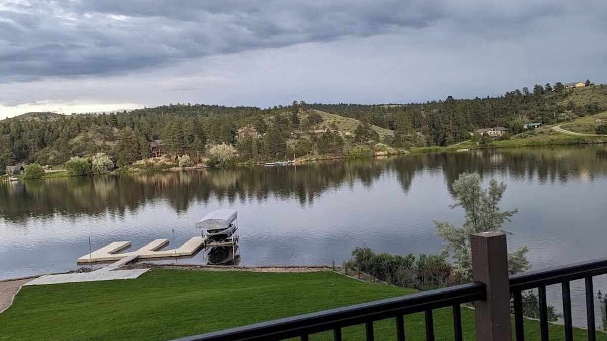 Helena House | Lake Front Lodge: Your ideal Montana getaway! Watercraft rental available!