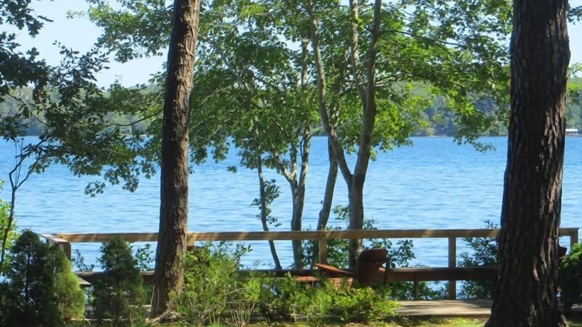 Harwich House | Lake front on Long Pond, private, AC, Wifi, near the bike path