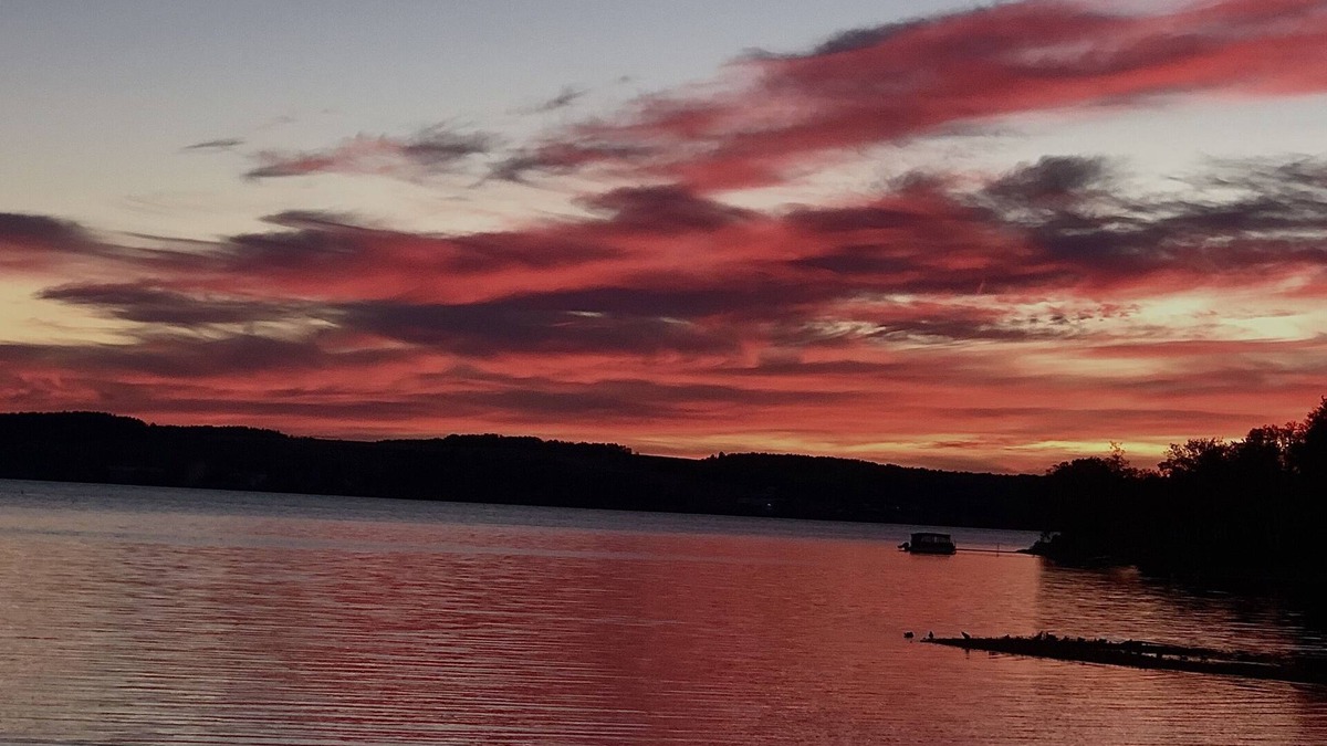 Saint David House | Lake Front Rental on Long Lake Maine