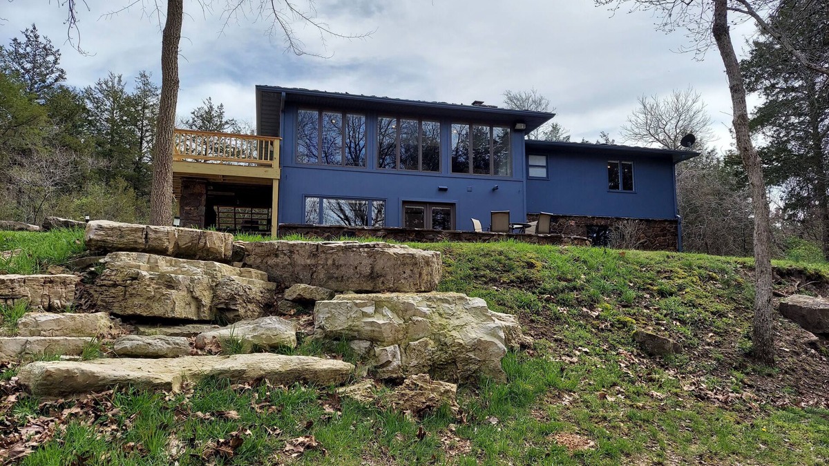 Eagle Rock House | Lake Front spacious family home