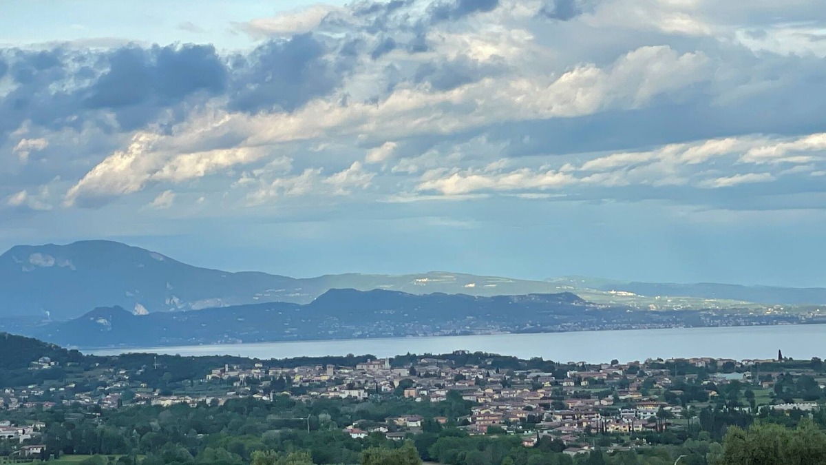 Polpenazze del Garda Apartment | Lake Garda view apartment, swimming pool, parking space "La Finestra sul Garda"