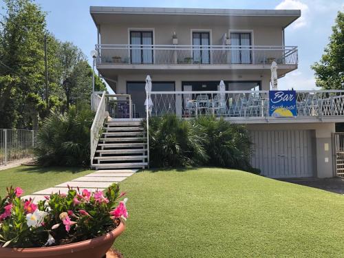 Monte Bed & Breakfast | Lake Garda Beach Hostel