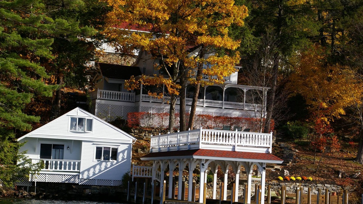 Kattskill Bay House | Lake George,Lakefront,Sleeps 20, 3-homes, 8 bedrooms, lakefront deck, boat avail