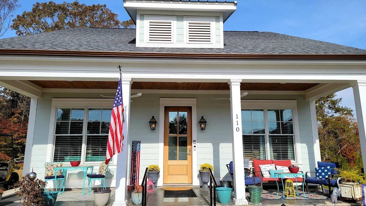 Greenwood Cottage | Lake Greenwood Getaway