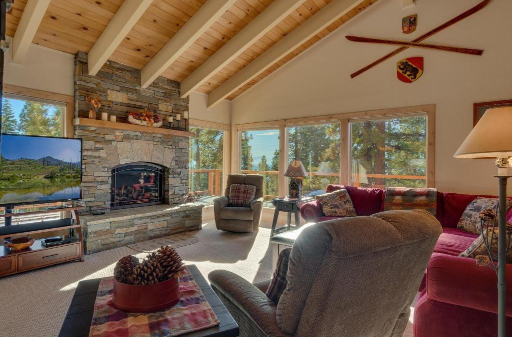Lake Forest House | Lake Haven at Dollar Point - Spacious 4 BR w Lake Views, Sauna, Near Ski Resorts!