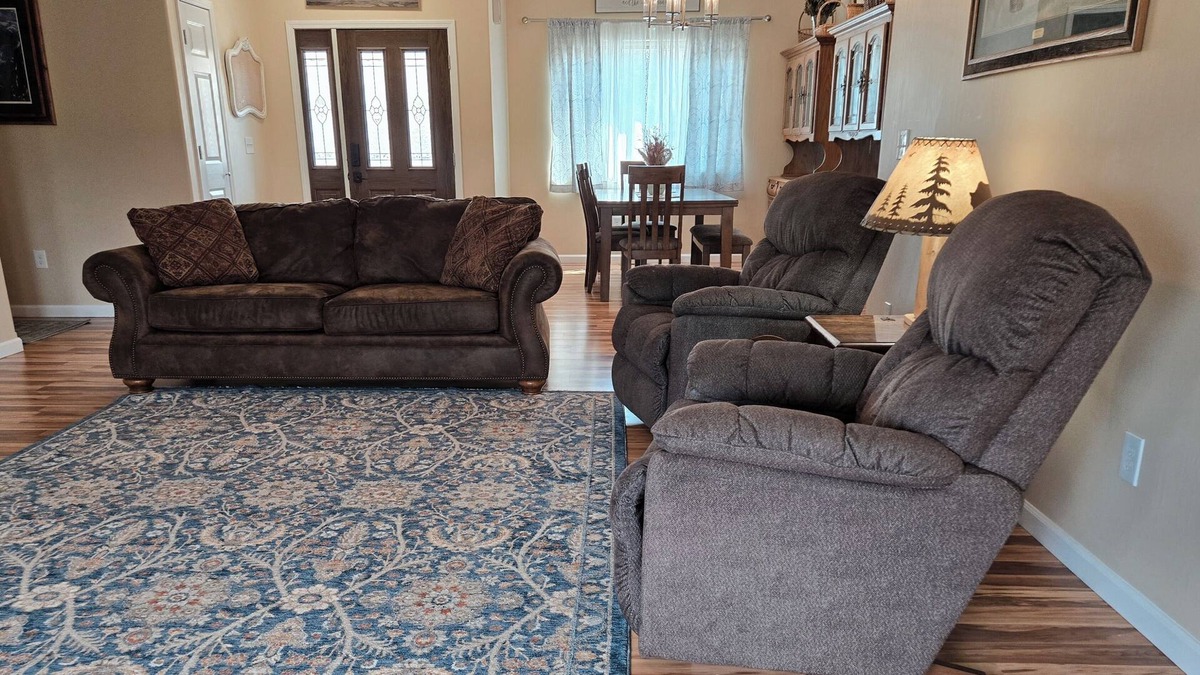 Helena House | Lake Helena Lookout: Gourmet Kitchen, Gorgeous Views, Unforgettable Stay
