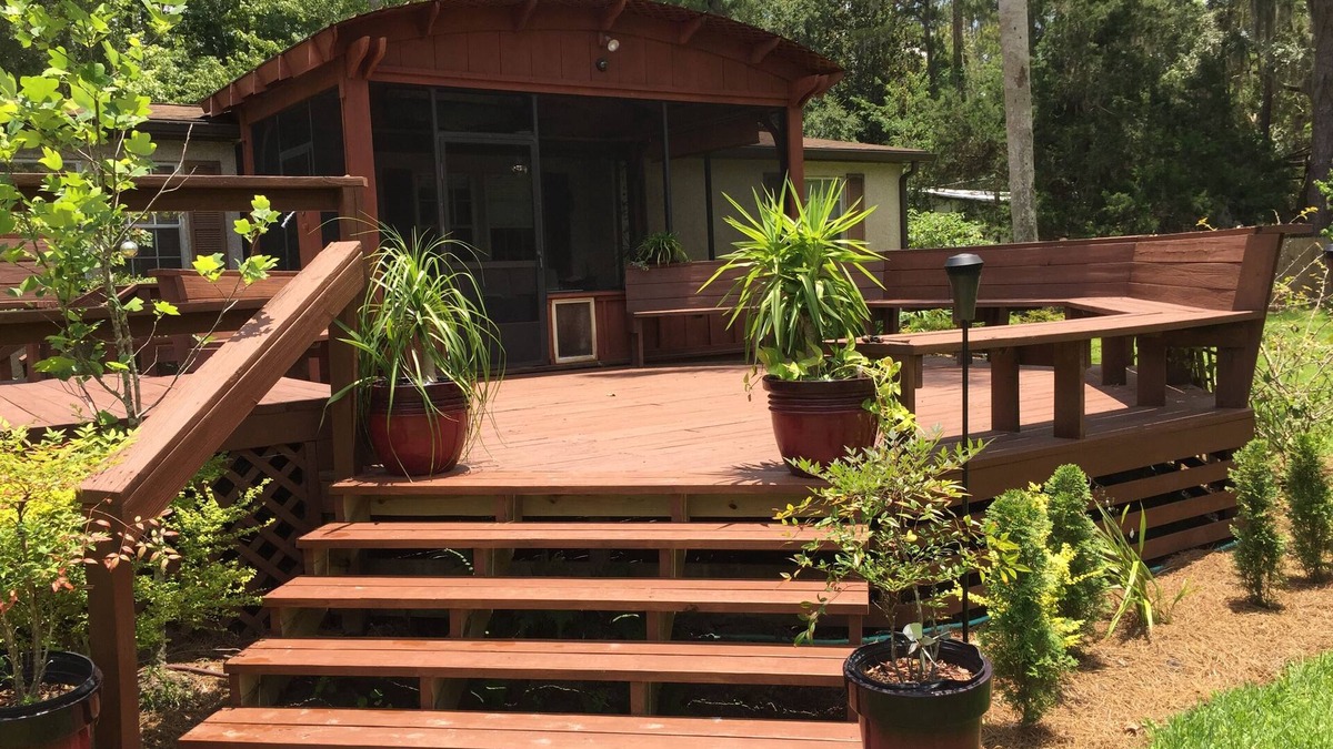 Melrose House | Lake House by Idyllic Santa Fe Lake in Melrose FL