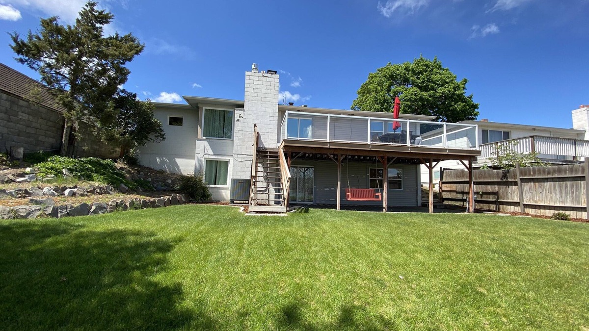 Moses Lake House | Lake House In Quiet Neighborhood Near Down Town