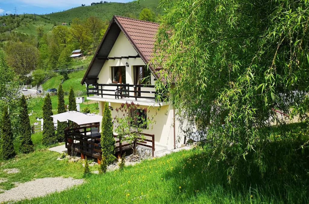 Hangu House | Lake House Magnolia
