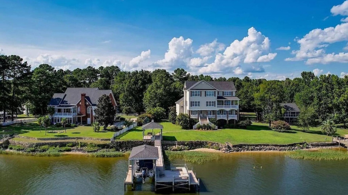 Liberty Hill House | Lake House on Lake Wateree