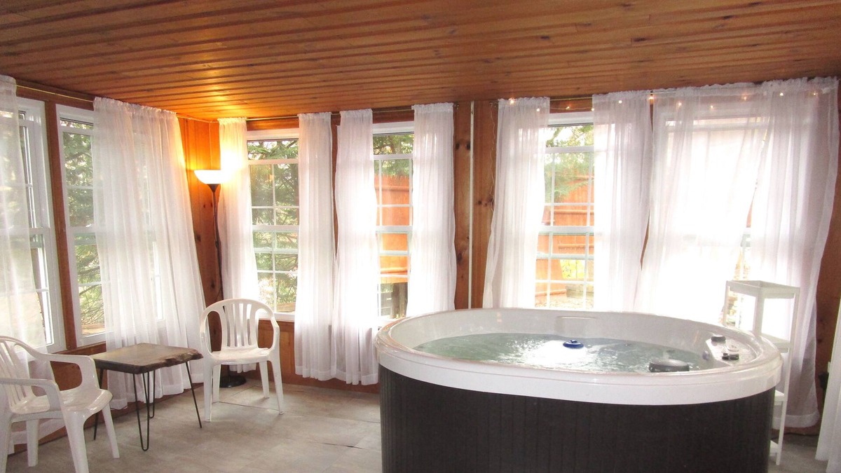Carmel House | Lake House with indoor spa, 1 hour from Manhattan