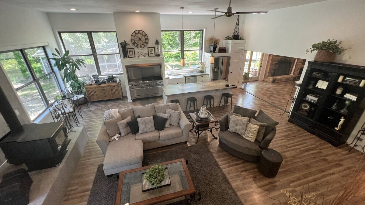 Ossipee House | Lake house with park like setting. Ultimate large home to entertain.