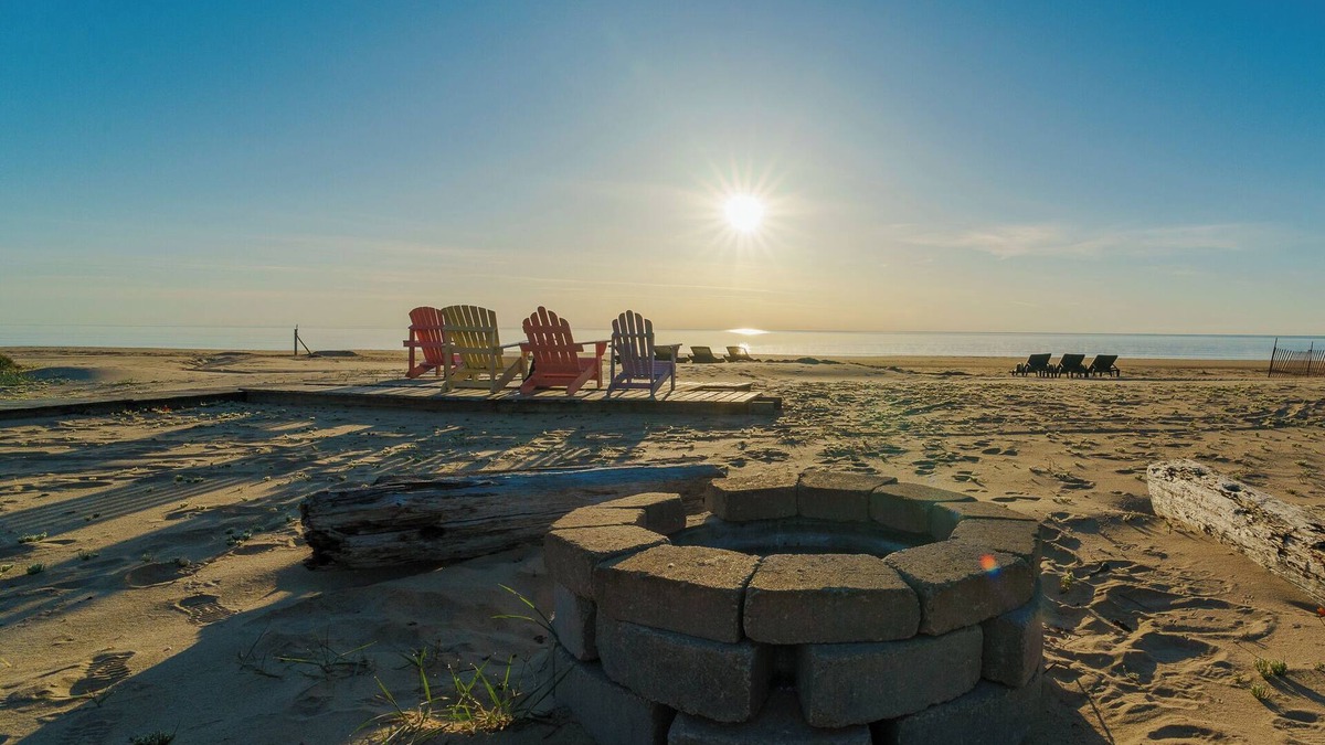 Oscoda Cabin | Lake Huron Beach Cabin · Havenwood Shores No. 4