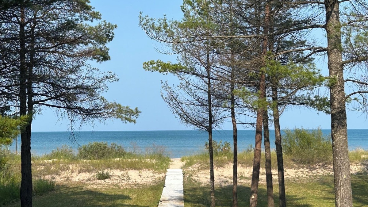Ossineke House | Lake Huron Memory Maker