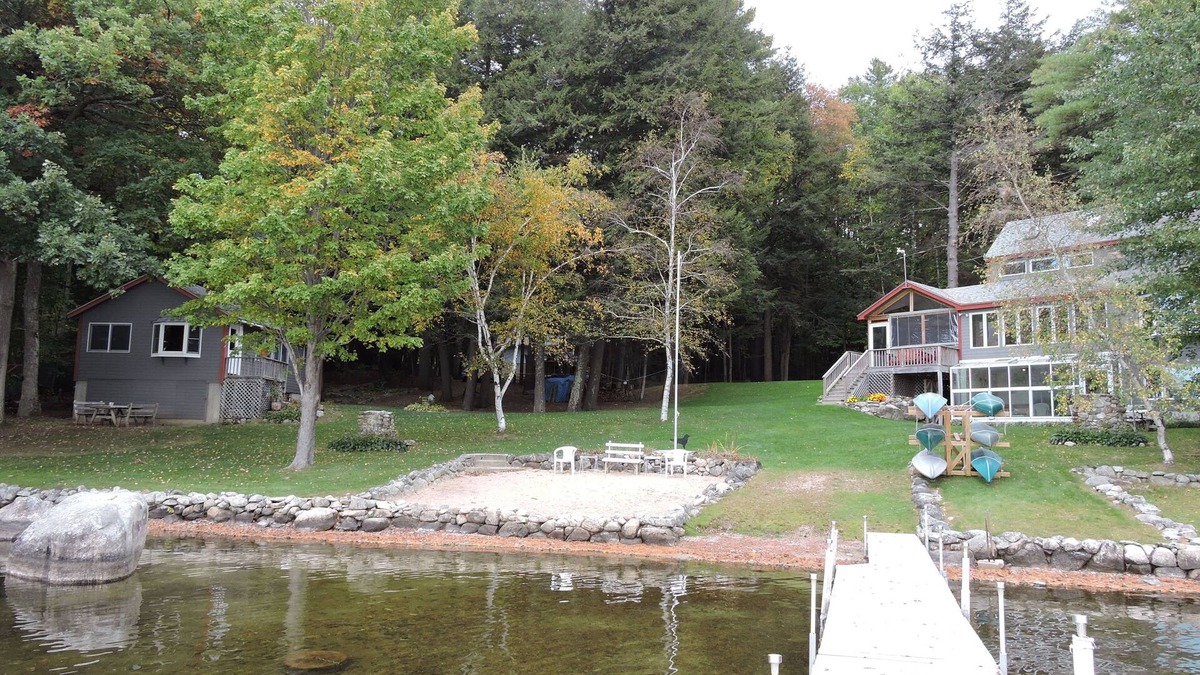 Moultonborough House | Lake Kanasatka Home and Guest House Sleeping 14 Beach Dock
