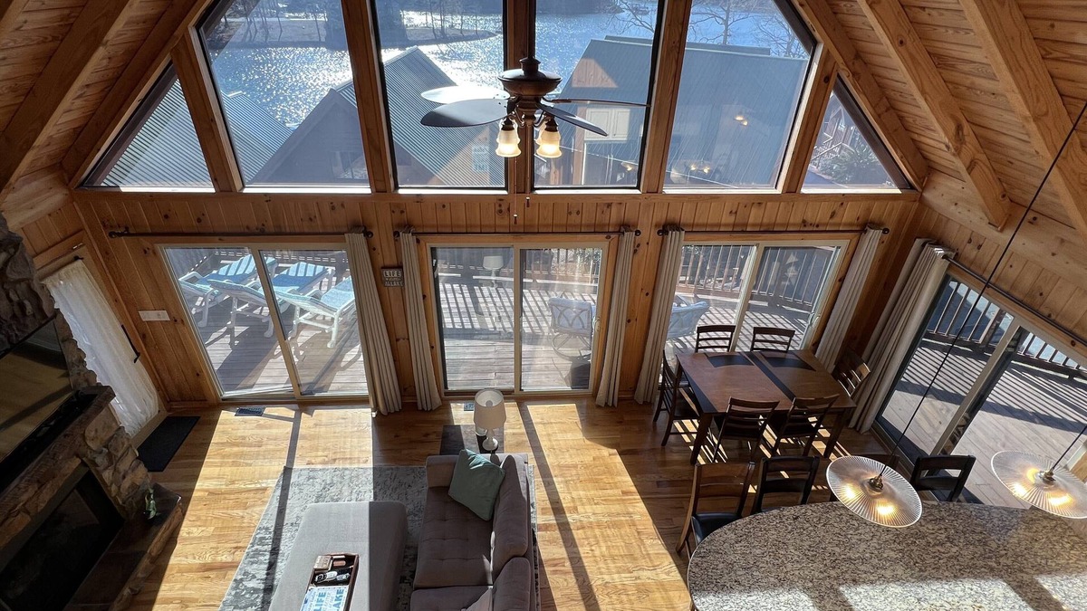 Six Mile House | Lake Keowee Retreat with boat slip & lots of entertainment space near Clemson U
