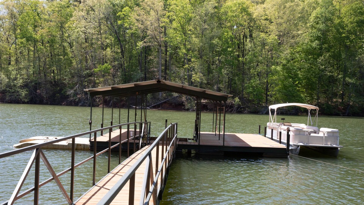 Townville House | Lake Living at its finest!