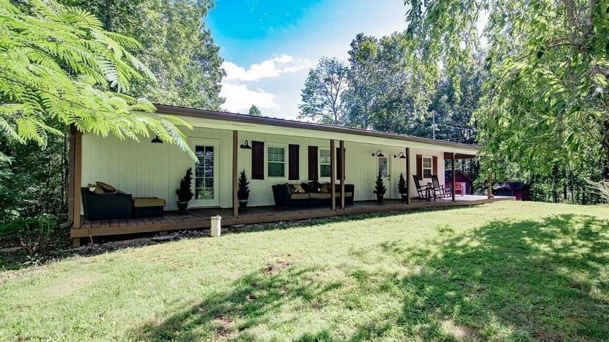 Falls of Rough House | Lake living has never been easier! Enjoy your time at Rough River Lake.
