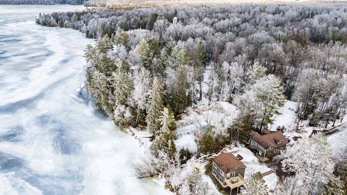Saginaw Cabin | Lake Loft at Grand Lake Getaway | Custom Sauna
