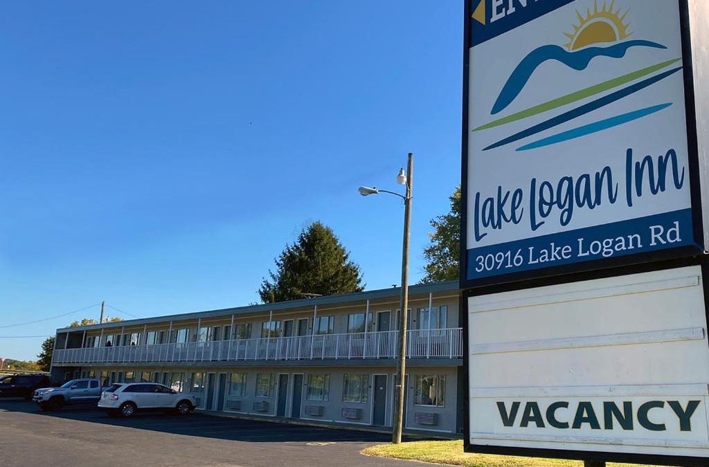 Logan Hotel | Lake Logan Inn