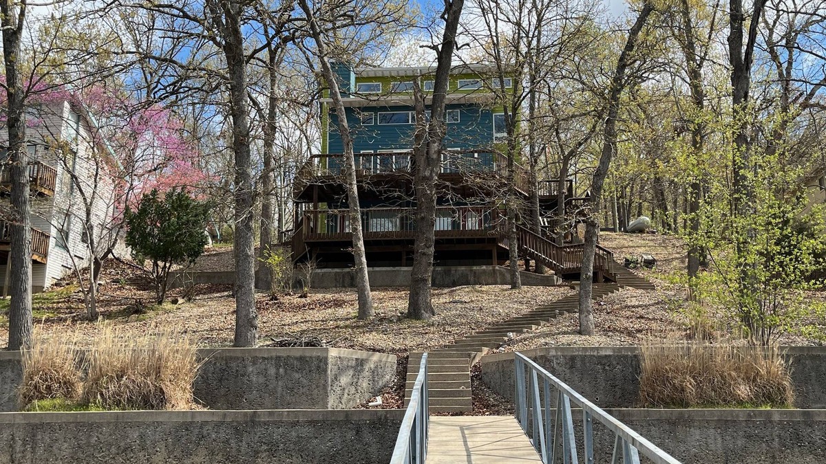 Gravois Mills House | Lake Lovers Retreat for multiple families and large groups!