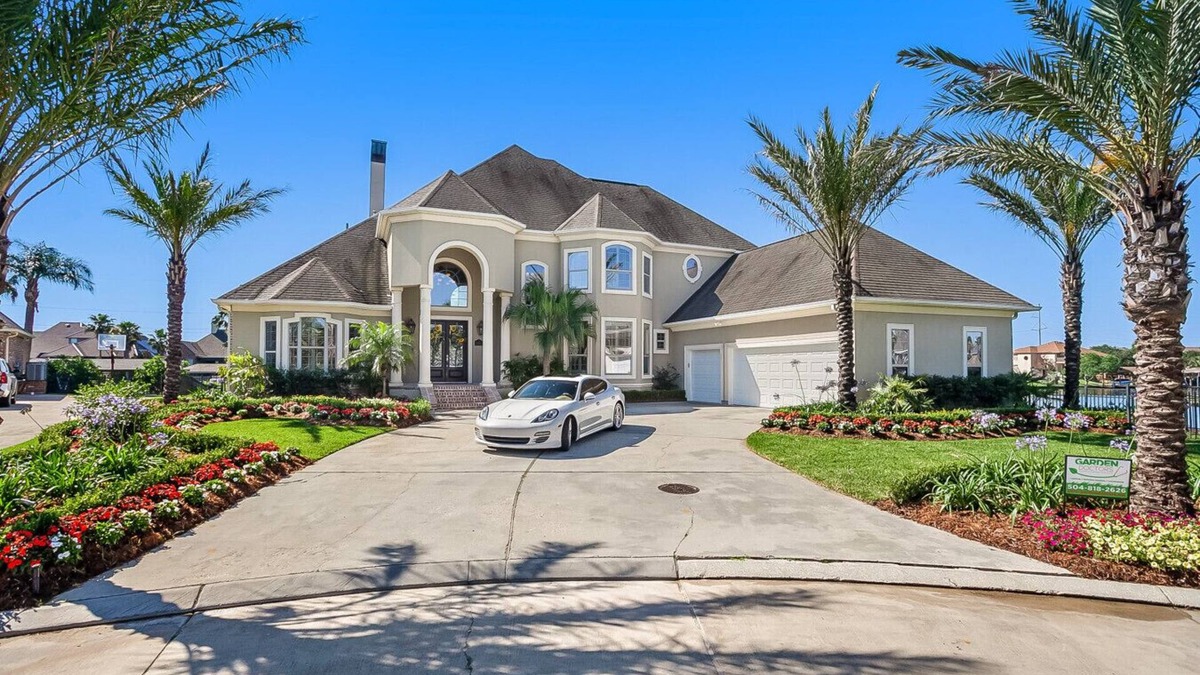 Slidell House | Lake Mansion Luxury Estate 5BR/4Ba Resort Paradise