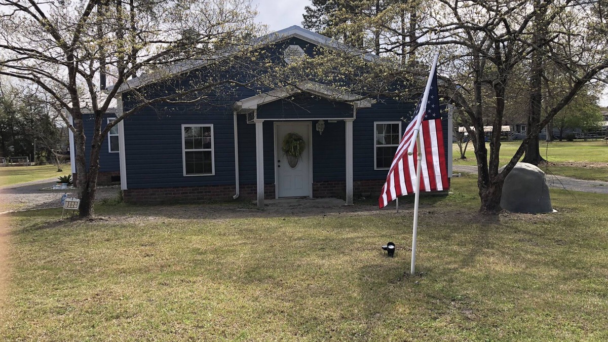 Manning House | LAKE MARION LAKE FRONT VACATION RENTAL