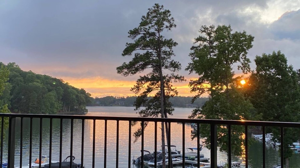Dadeville Condo | Lake Martin FAN FAVE! Waterfront, Boat Slip, Office, 2 FP, Balcony, in RESORT!