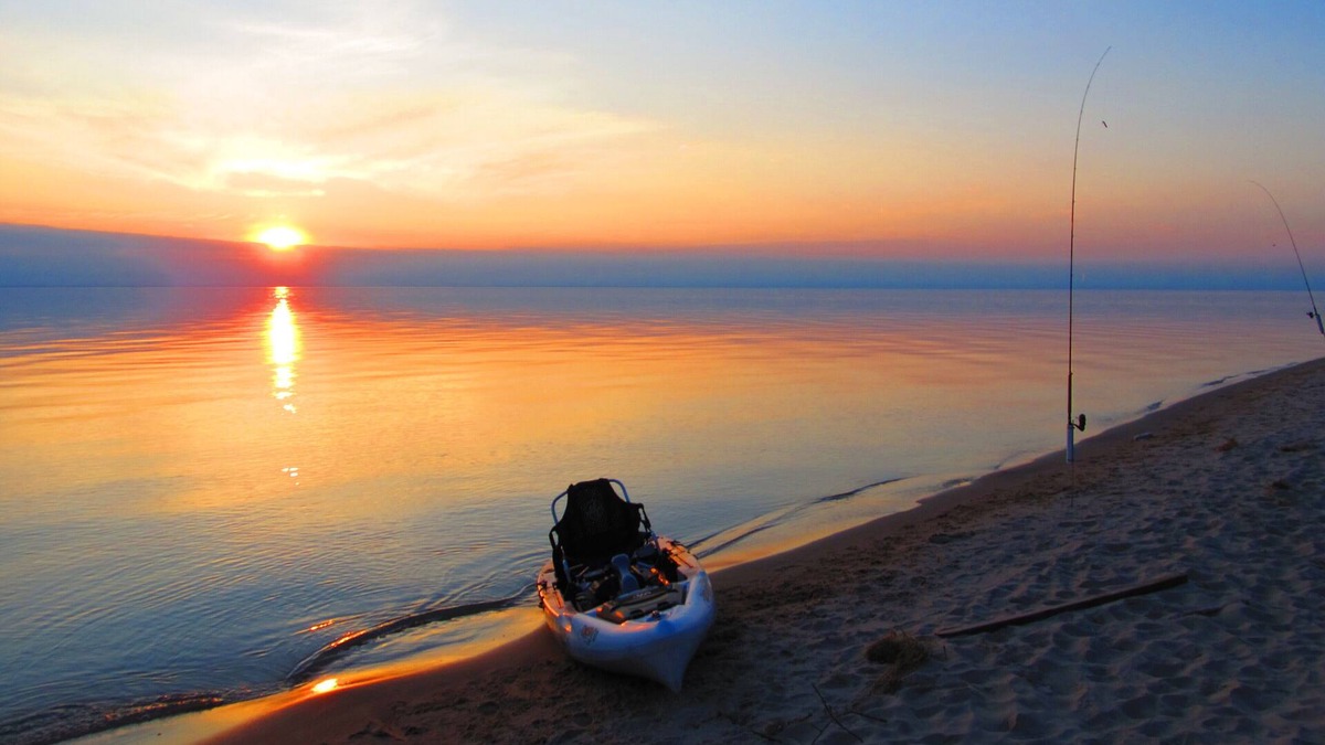 Shelby House | Lake MI Getaway: Relax-Unwind-Create Memories!