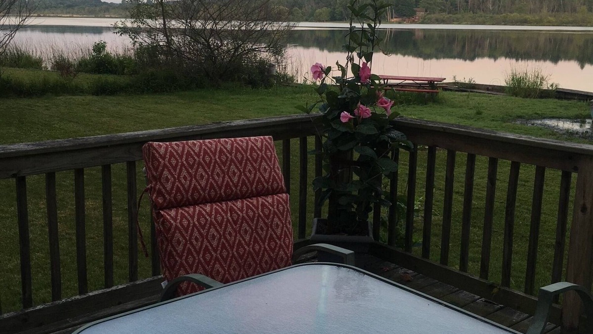Manistee House | Lake Michigan Access/Bar Lake Frontage 5 minute walk to Lake Michigan beach